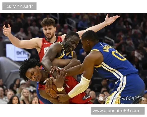 火箭队与勇士队激战三月二十九日赛季巅峰对决精彩回顾